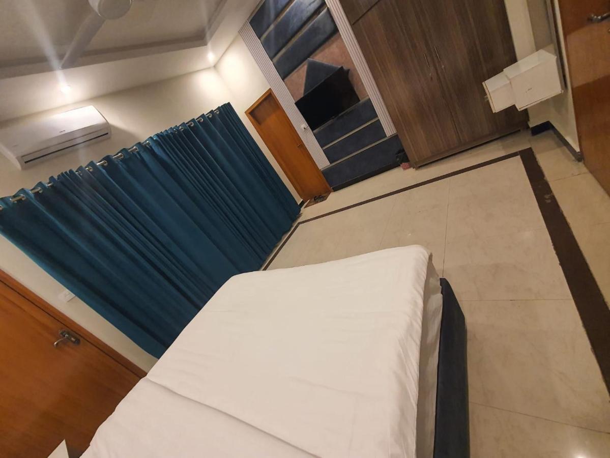 Rose Valet Guest House Islamabad Exterior foto